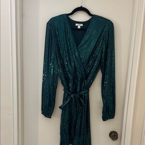 Elegant Green Sequin Wrap Dress